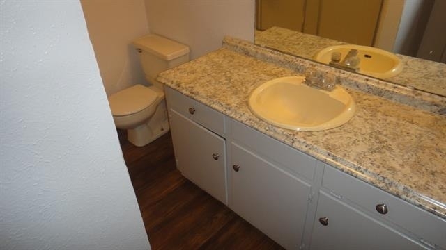 1115 Collier Street - Photo 4