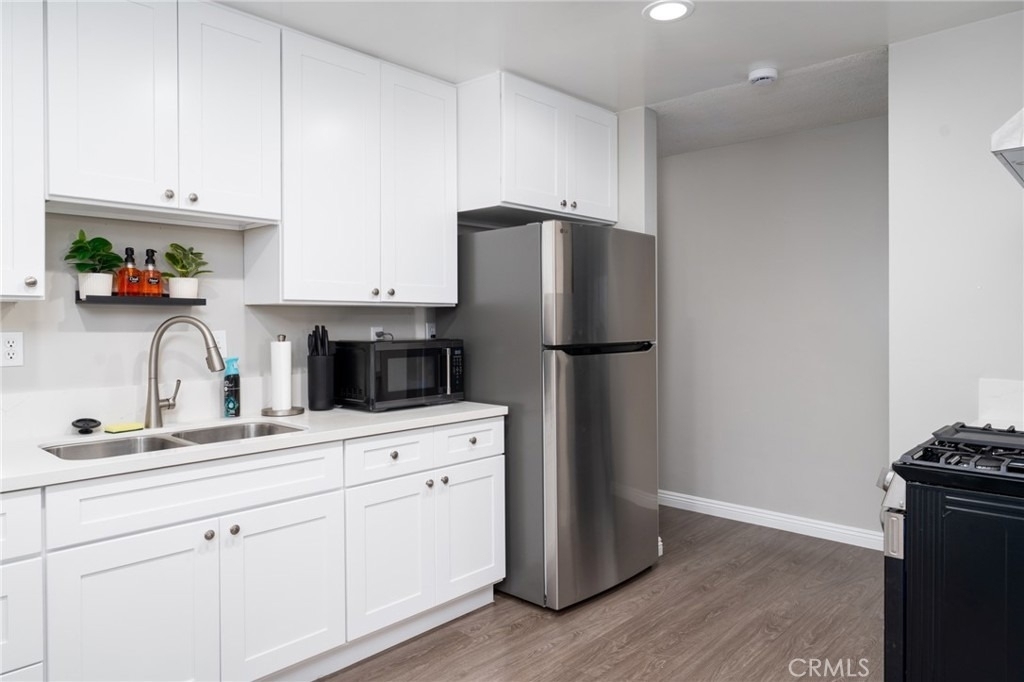 716 N Orange Street - Photo 9