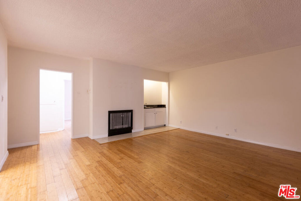 1033 6th Street - Photo 10