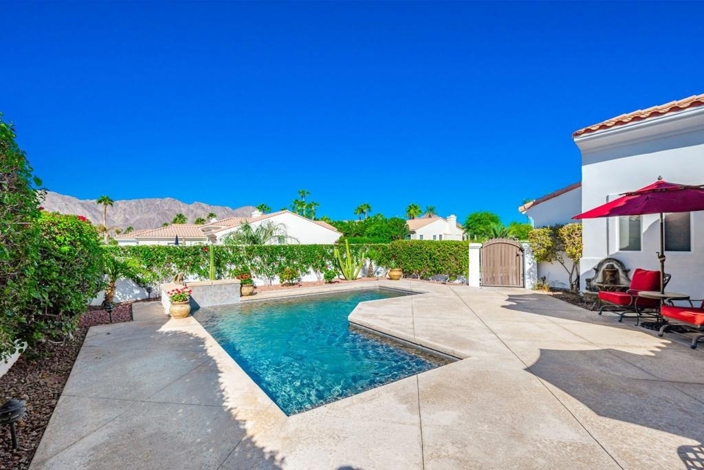 78975 Breckenridge Drive - Photo 2