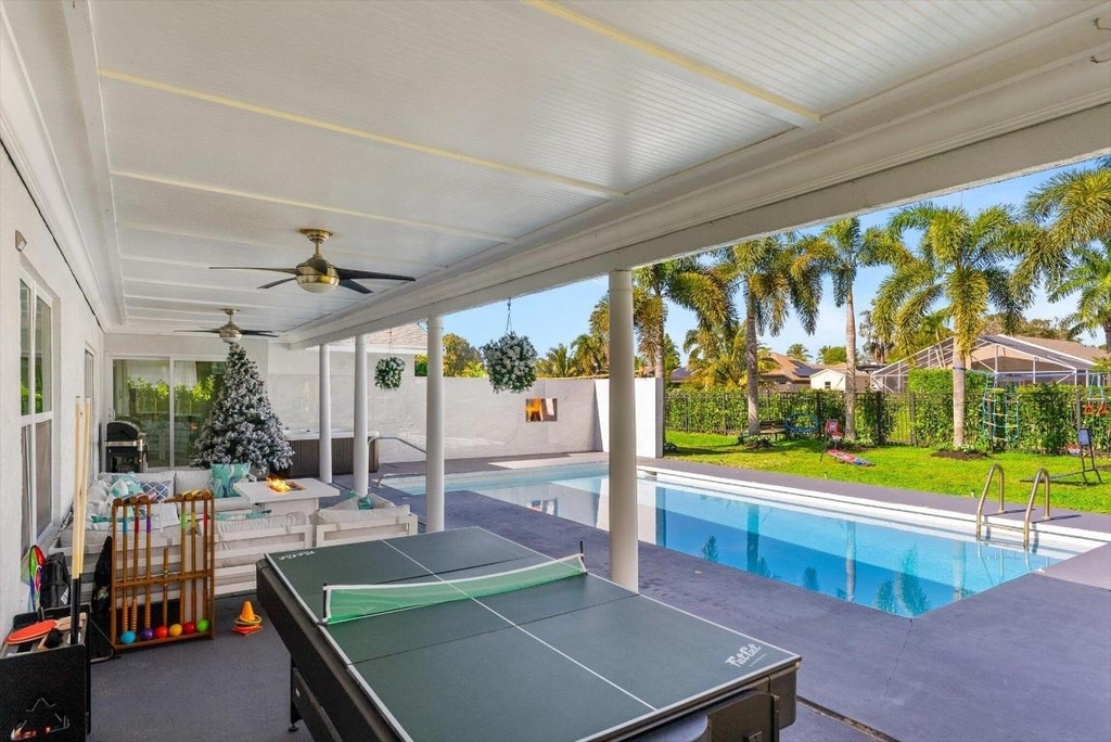 11647 Anhinga Drive - Photo 0
