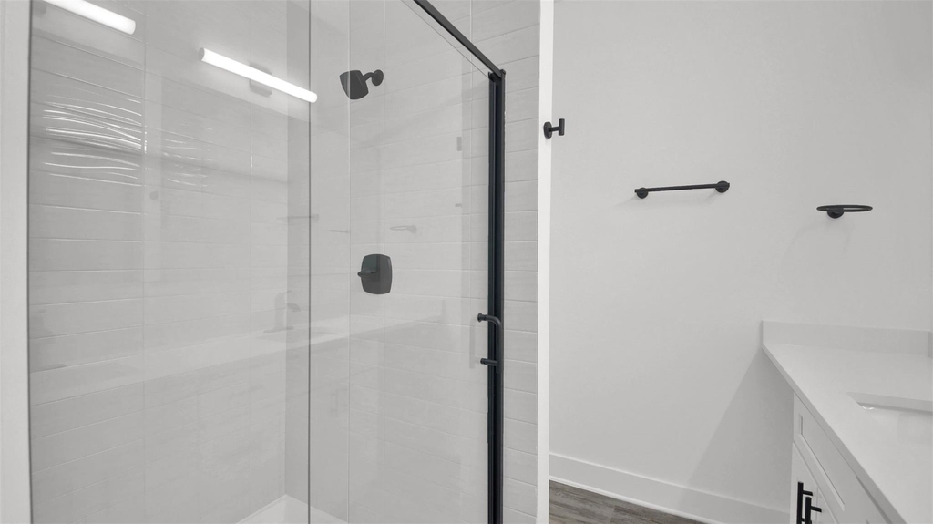 21200 Portsmouth Cv - Photo 19