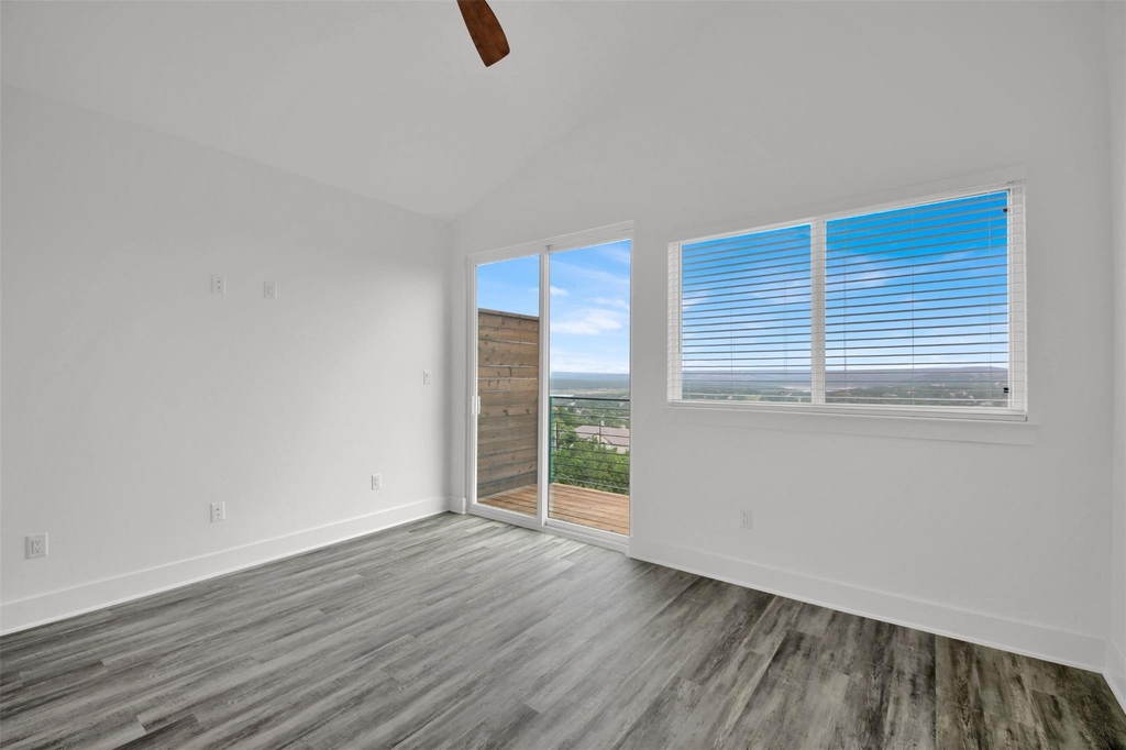 21200 Portsmouth Cv - Photo 16