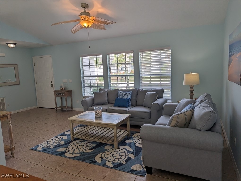 2535 Sw 28th Place - Photo 2