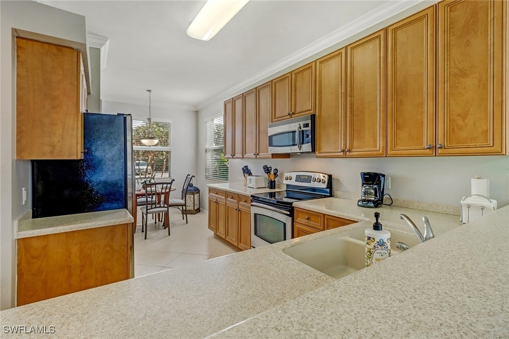 10275 Heritage Bay Boulevard - Photo 10