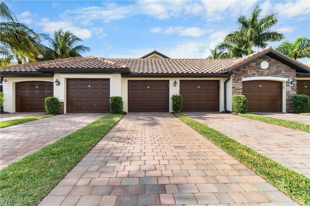 9525 Avellino Way - Photo 13