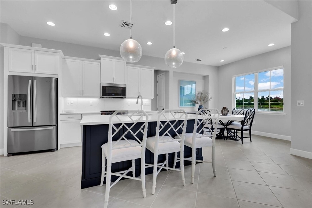 7124 Saona Court - Photo 4