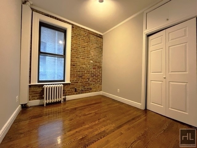 East 18th Street - Photo 9