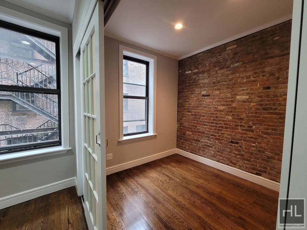 East 18th Street - Photo 0