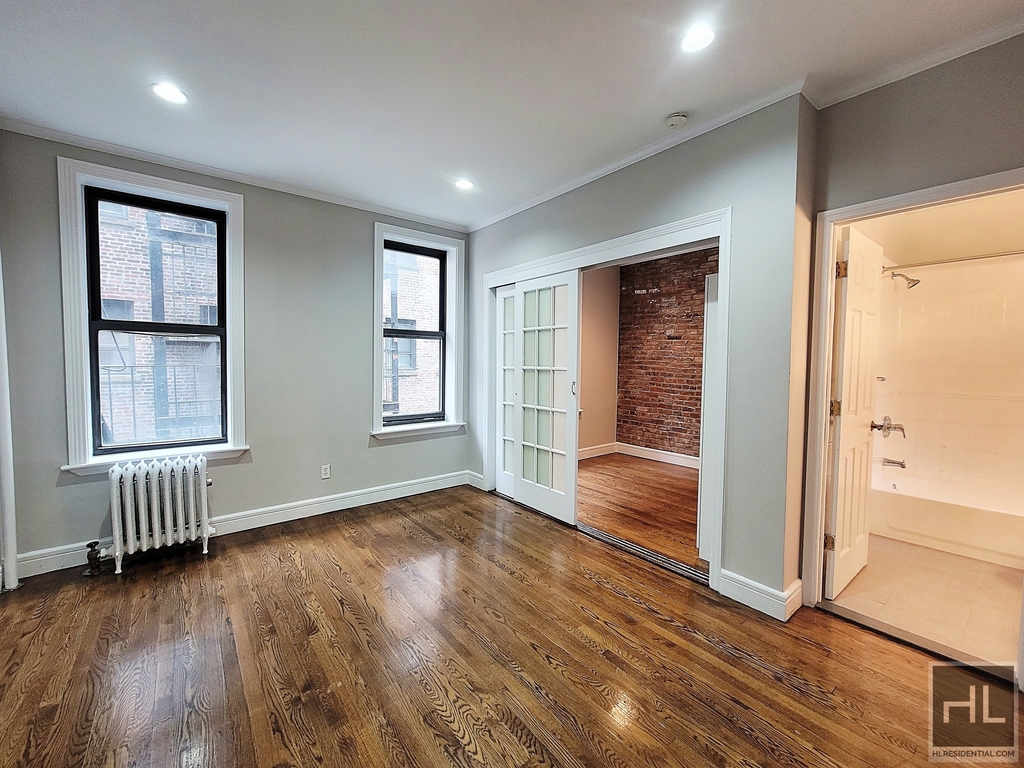 East 18th Street - Photo 3
