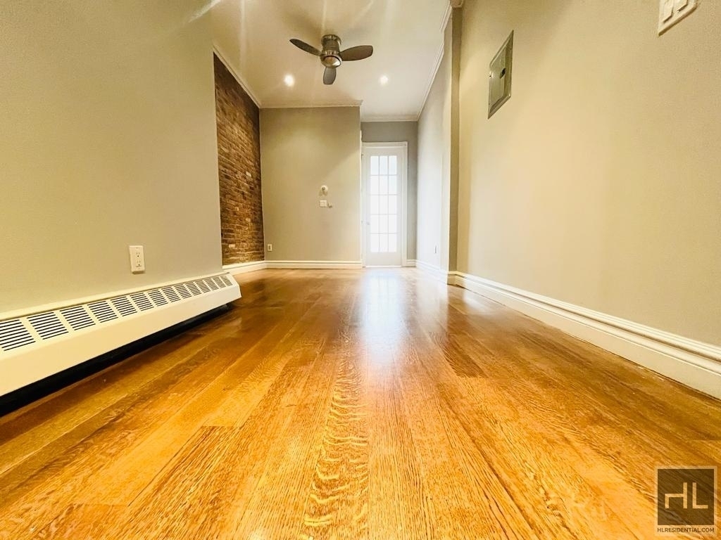 East 28th Street - Photo 3