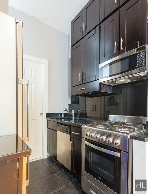 East 28th Street - Photo 20
