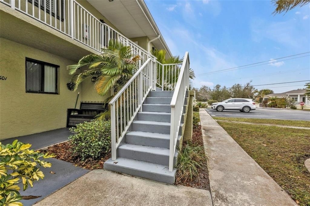 25225 Rampart Boulevard - Photo 3