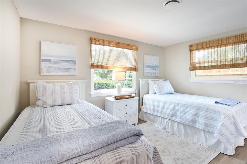 211 Island Circle - Photo 25
