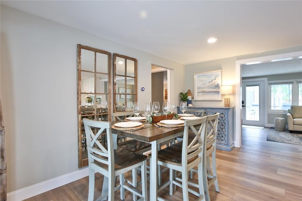 211 Island Circle - Photo 15