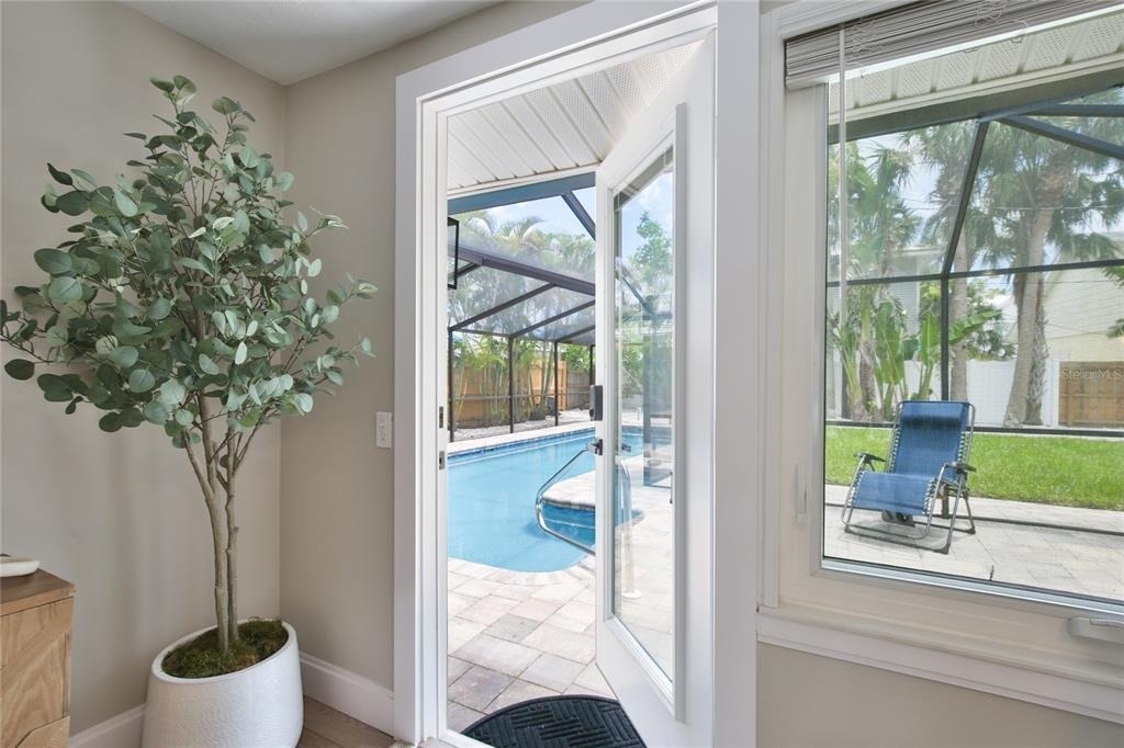 211 Island Circle - Photo 28