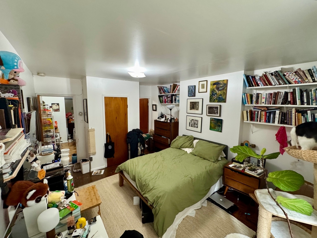 301 East 110th Street - Photo 3