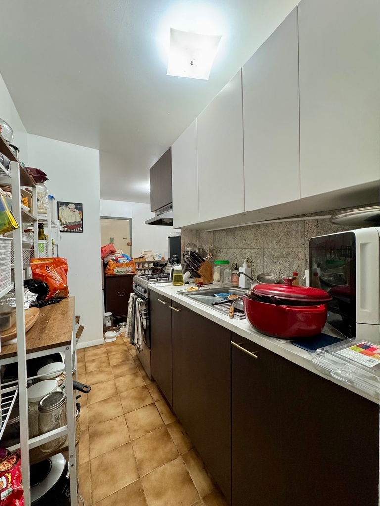 301 East 110th Street - Photo 10