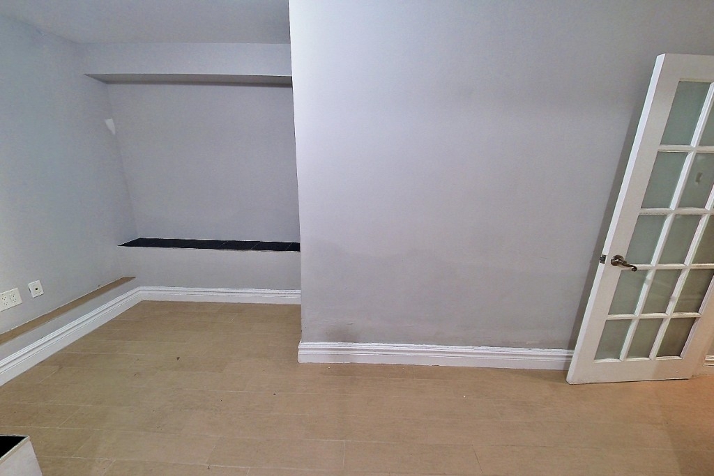 330 East 100th Street - Photo 4