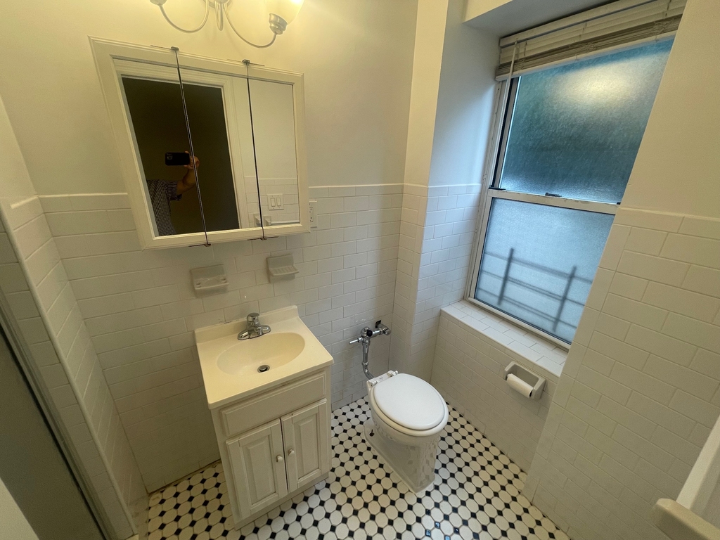 69-11 Yellowstone Boulevard - Photo 16