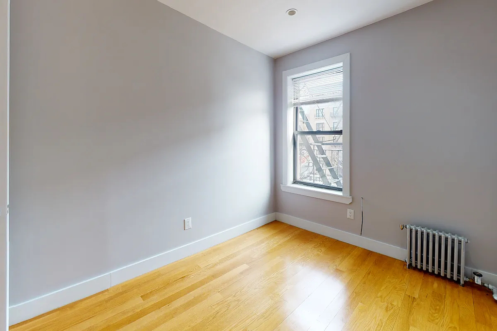 600 West 136th Street - Photo 3