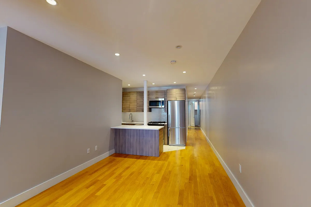600 West 136th Street - Photo 10