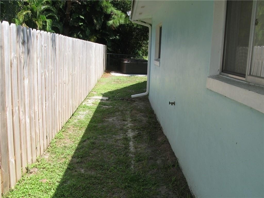 3700 Bay Street - Photo 32