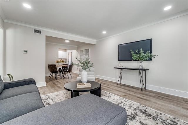 10211 Regal Oaks Drive - Photo 4
