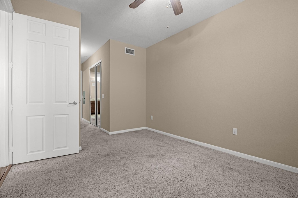 7575 Kirby Drive - Photo 22