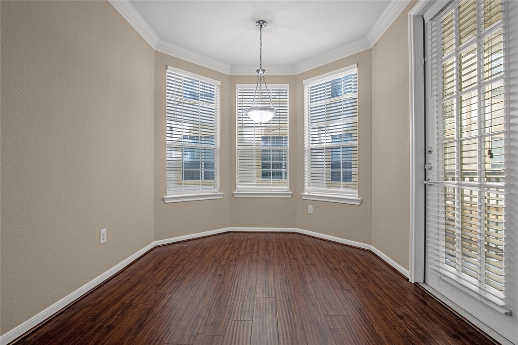 7575 Kirby Drive - Photo 14
