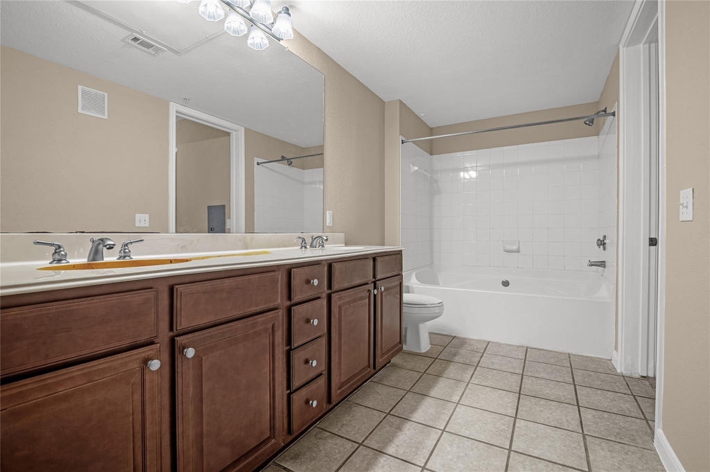 7575 Kirby Drive - Photo 26