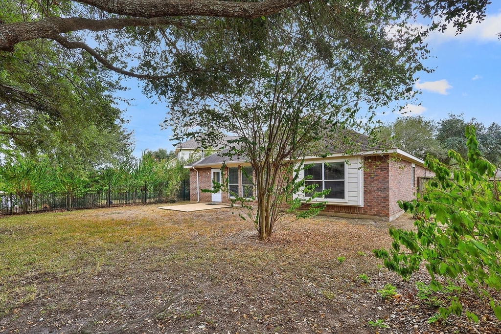 25910 N Lakefair Drive - Photo 35