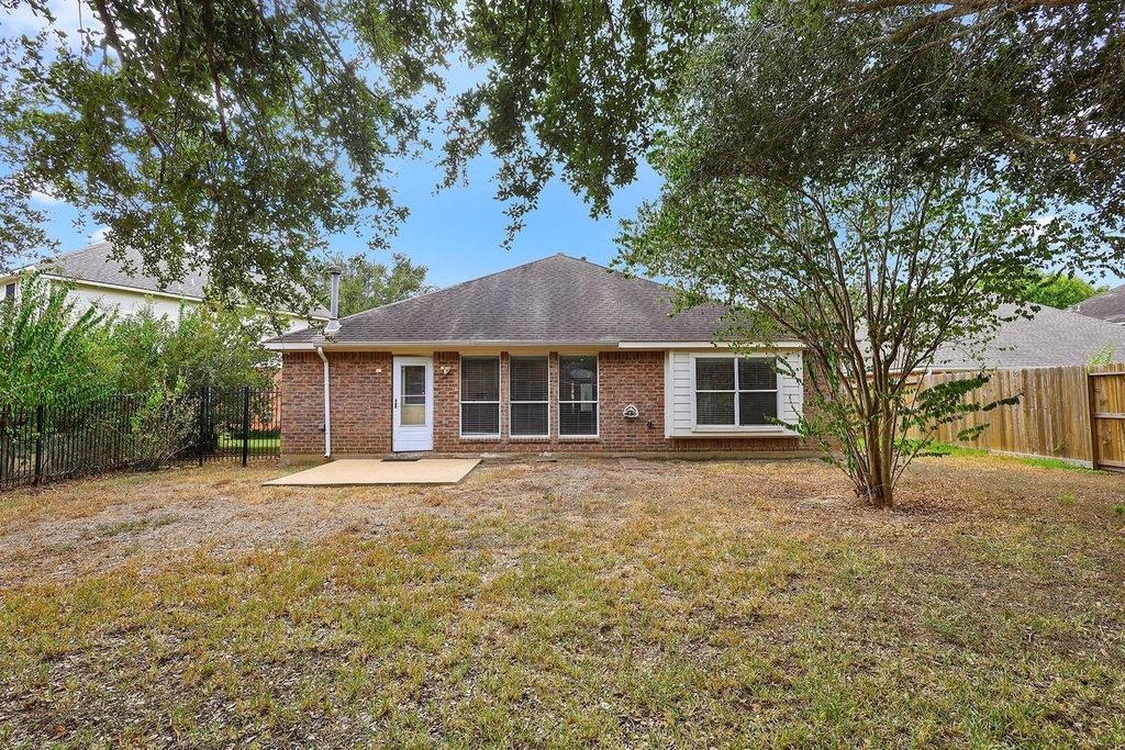 25910 N Lakefair Drive - Photo 39
