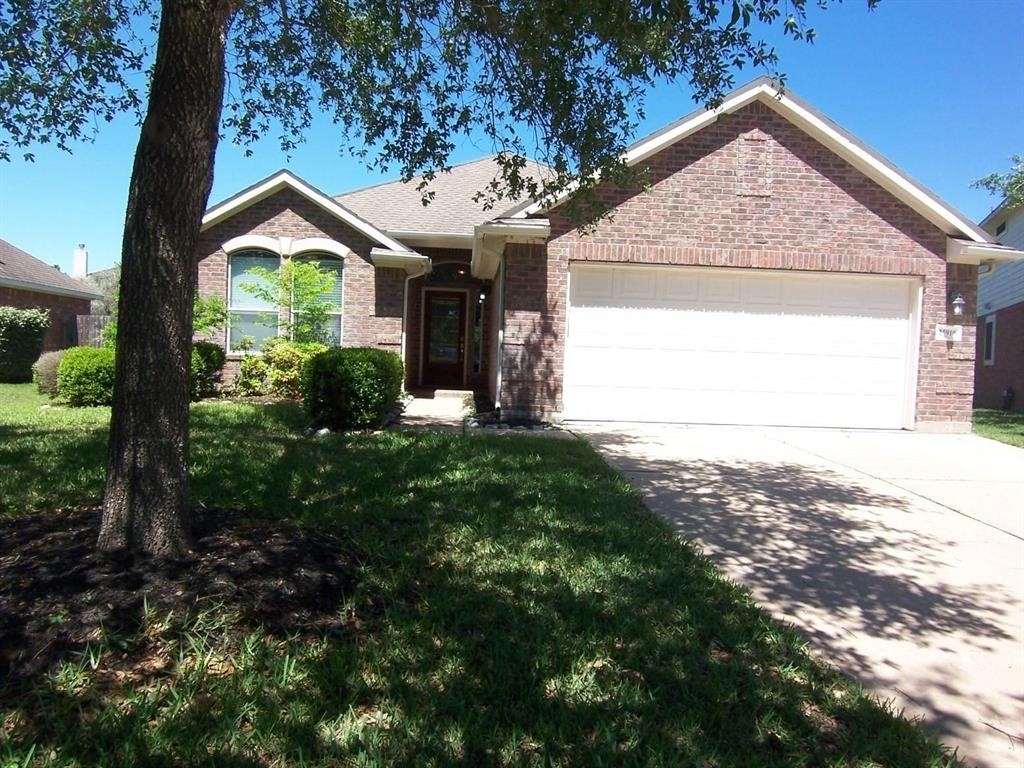 25910 N Lakefair Drive - Photo 0