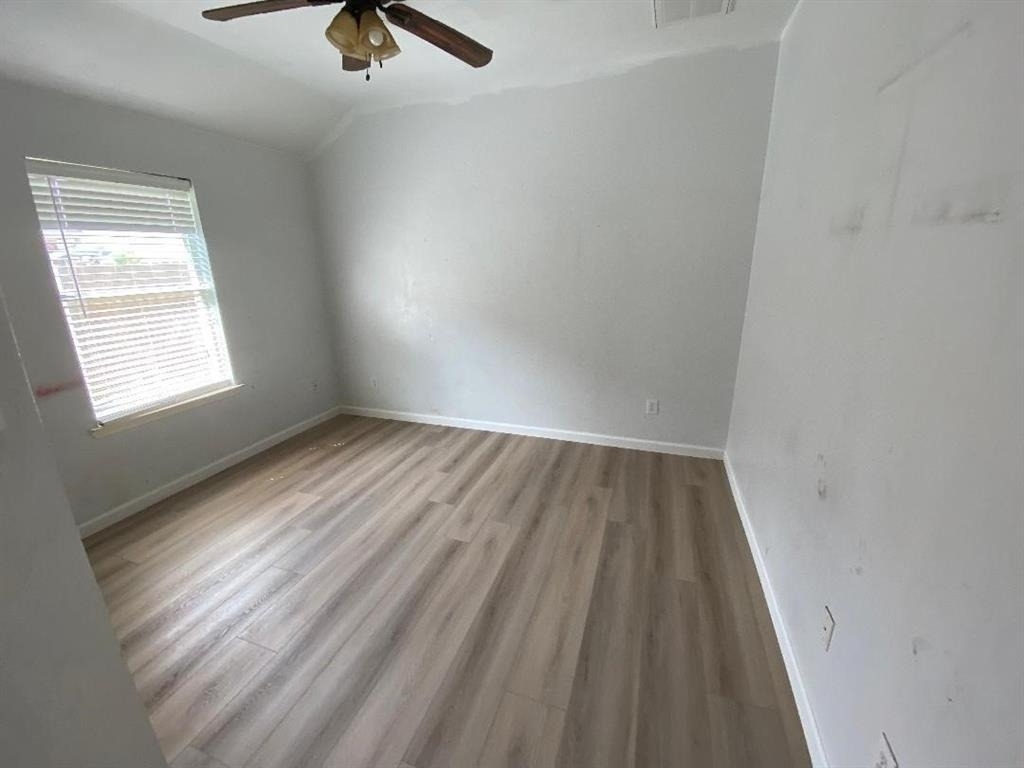 25910 N Lakefair Drive - Photo 10