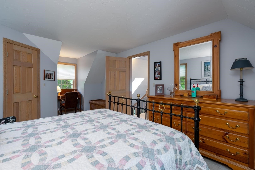 39 Robertson - Photo 35