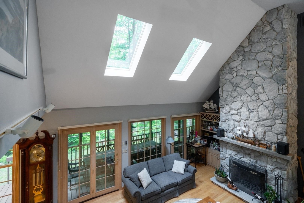 39 Robertson - Photo 20