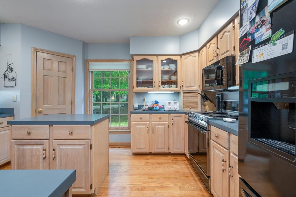 39 Robertson - Photo 13