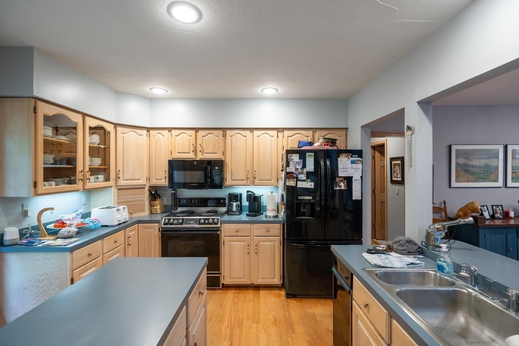 39 Robertson - Photo 12