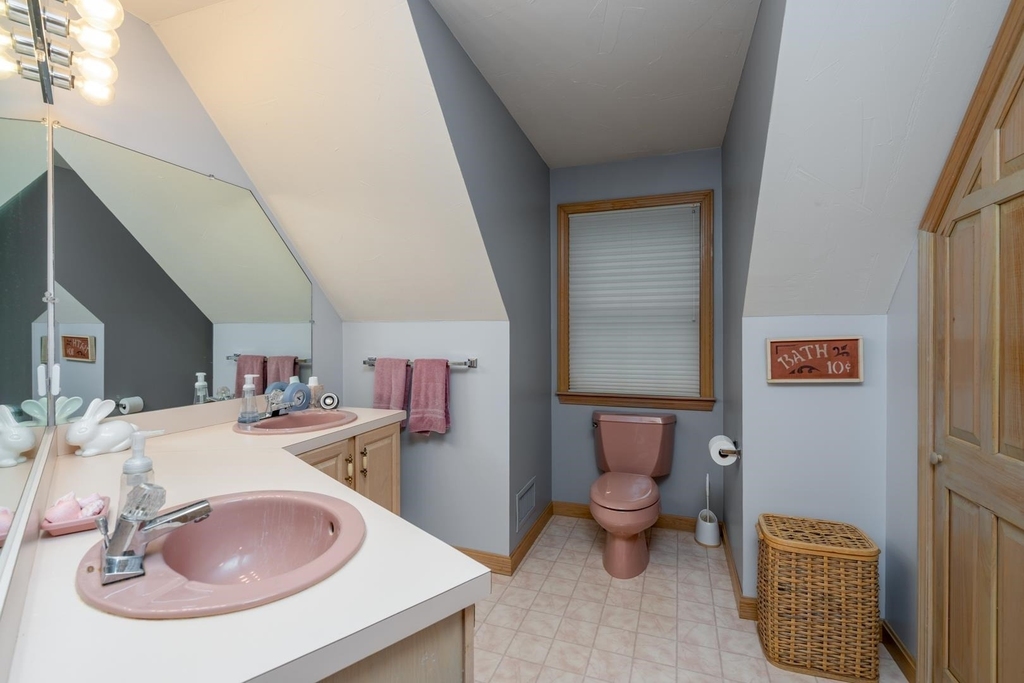 39 Robertson - Photo 38