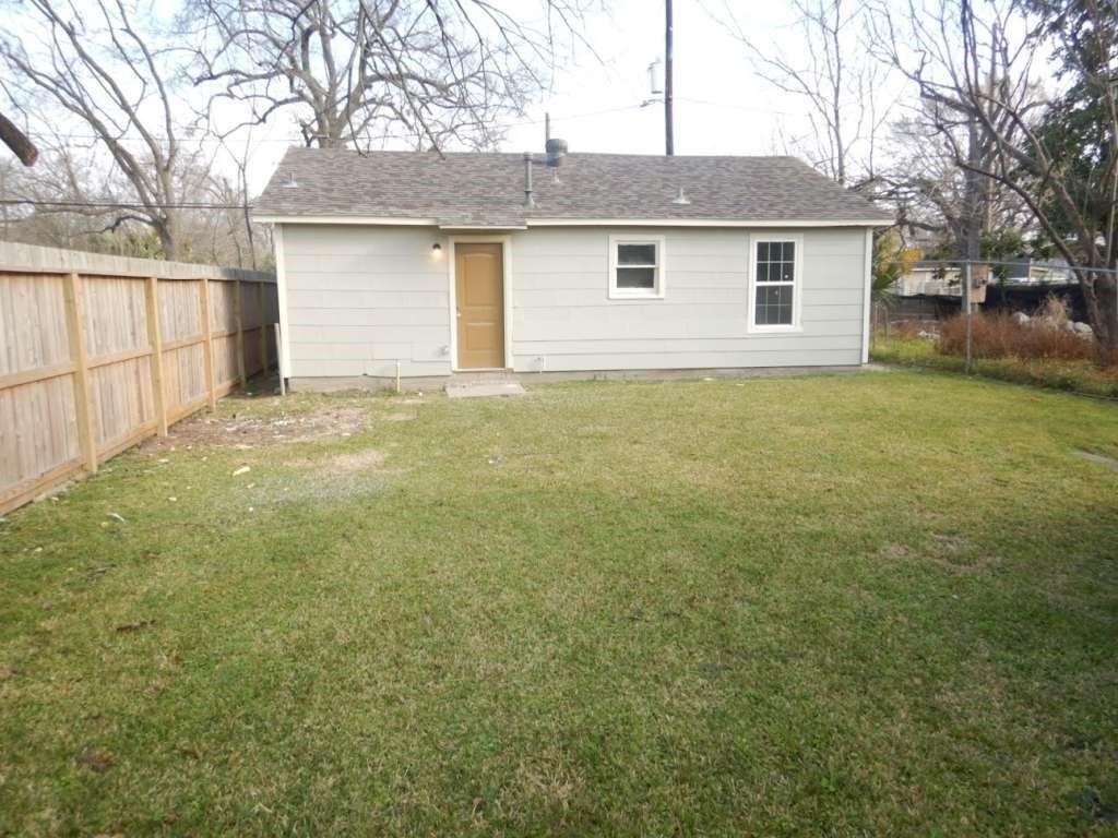 4218 Buck Street - Photo 14