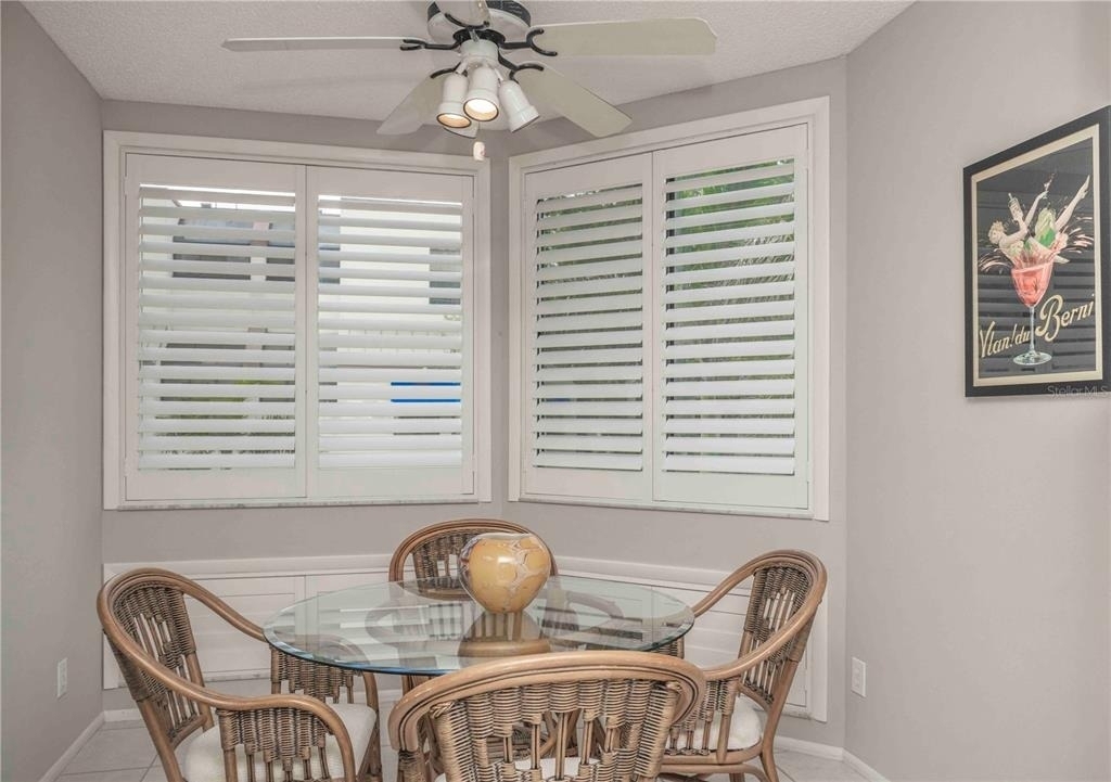 1922 Harbourside Drive - Photo 3