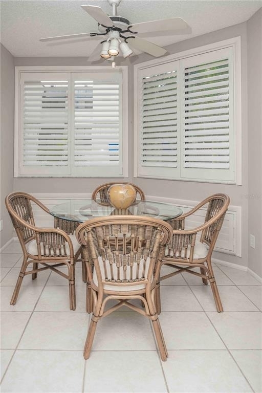 1922 Harbourside Drive - Photo 4