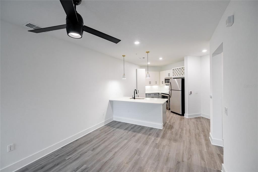 1420 Lakefront Drive - Photo 8