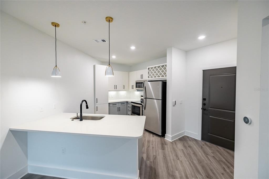 1420 Lakefront Drive - Photo 3