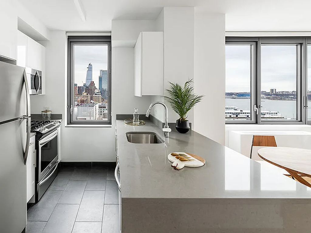 606 West 57th Street - Photo 11