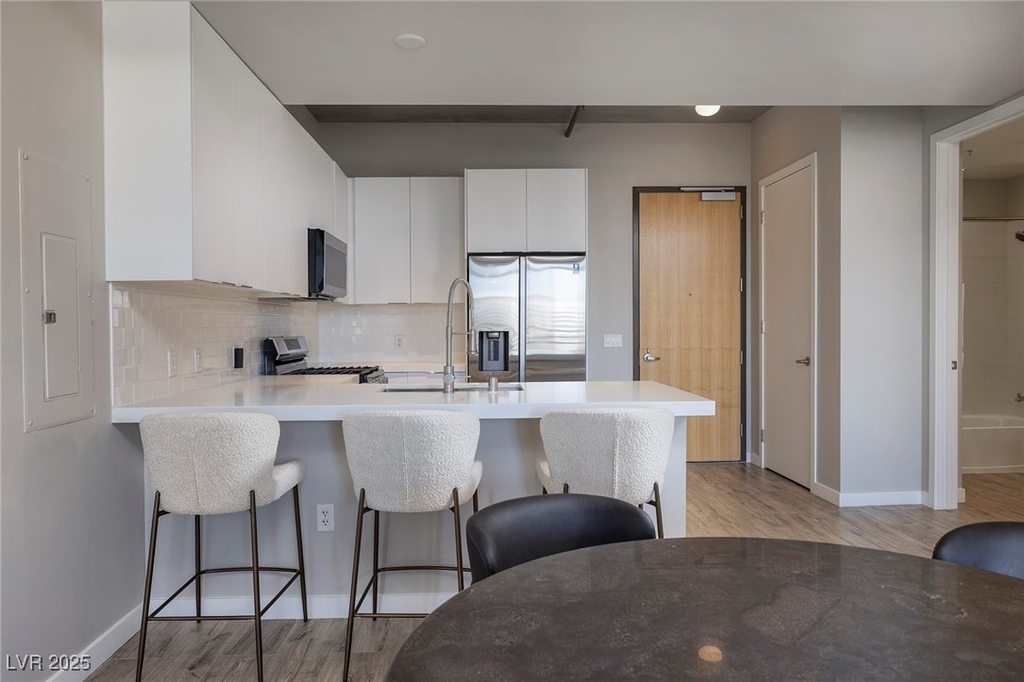 353 E Bonneville Avenue - Photo 12