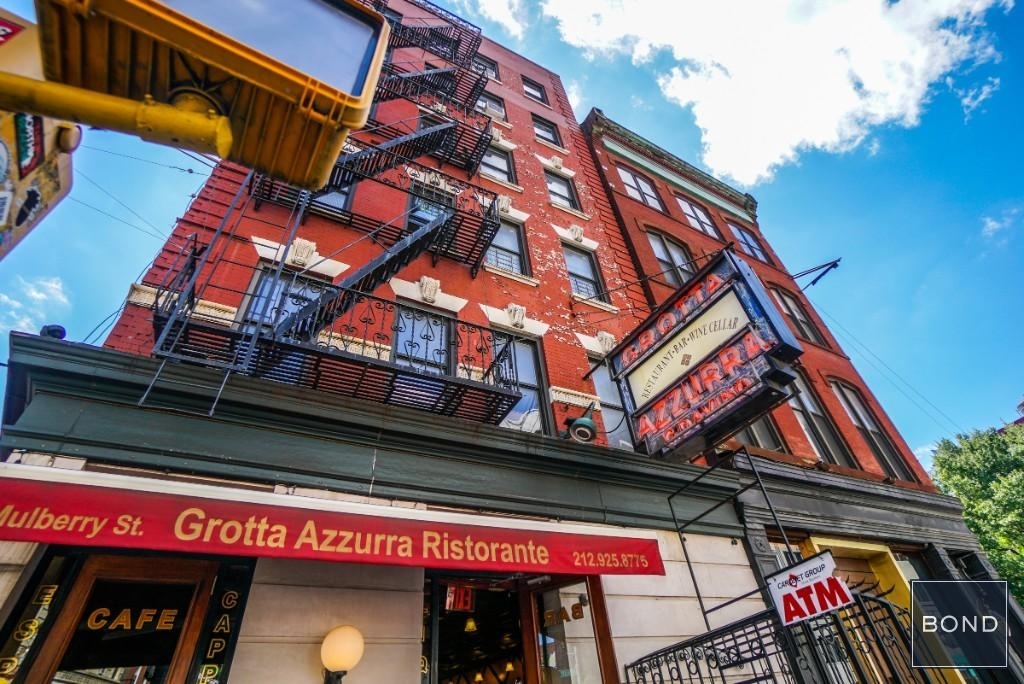 164 Mott Street - Photo 12