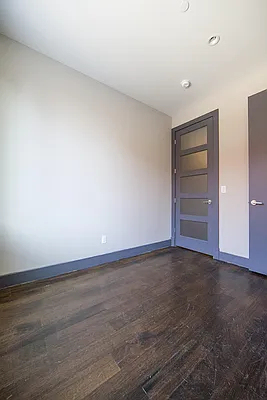 127 Boerum Street - Photo 6