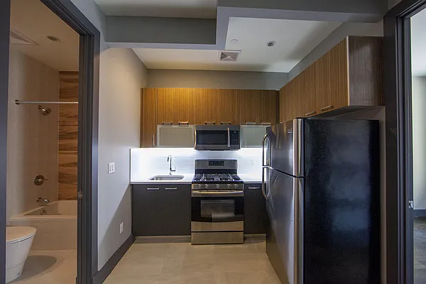 127 Boerum Street - Photo 0